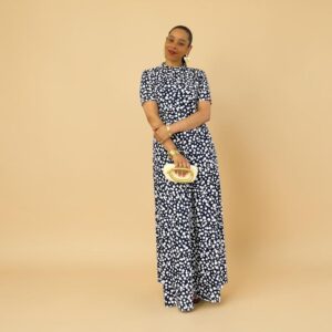 Conjunto con falta larga estampada